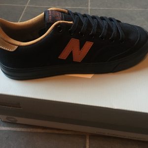 New balance black shoes size 7