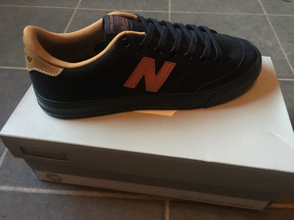 New balance black shoes size 7